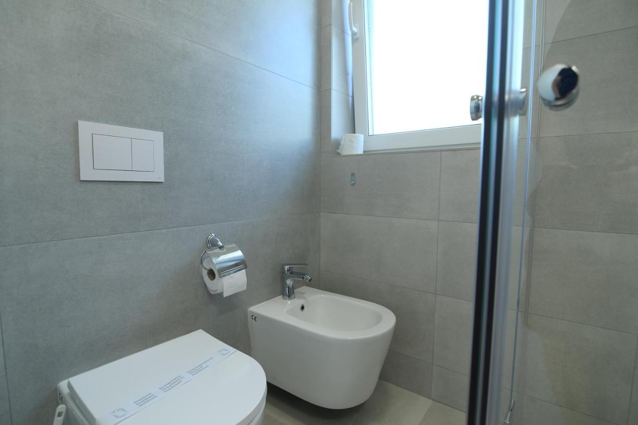 Octogon Hotel Băile Felix Екстериор снимка