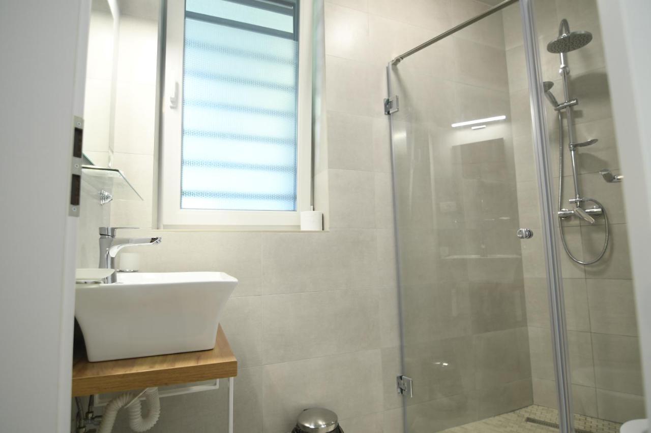 Octogon Hotel Băile Felix Екстериор снимка